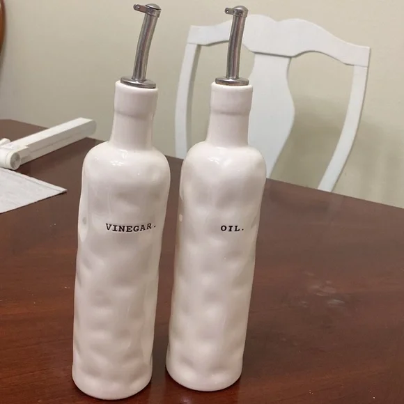 Rae Dunn Oil & Vinegar - Picture 2 of 4